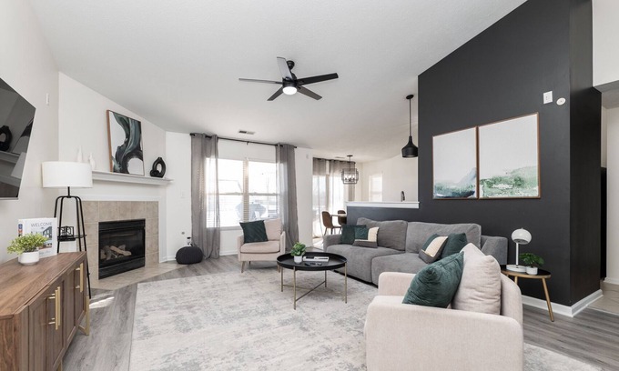 Noblesville House | NEW! Stylish Ranch near Grand Park/Westfield w/all the Extras! Sleeps 10!