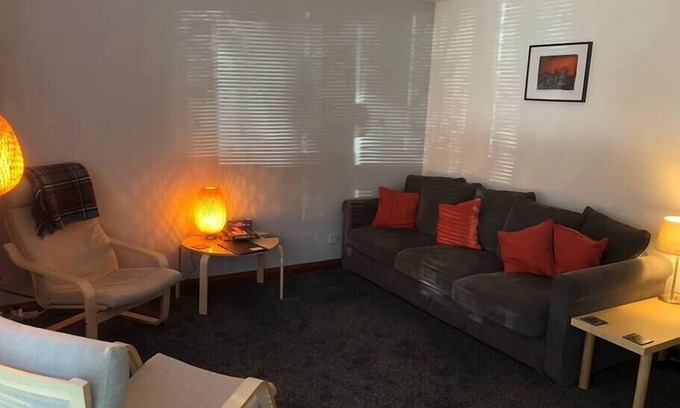 East Lothian Apartment | NEW Super 2BD Flat near Dalkeith Town Centre