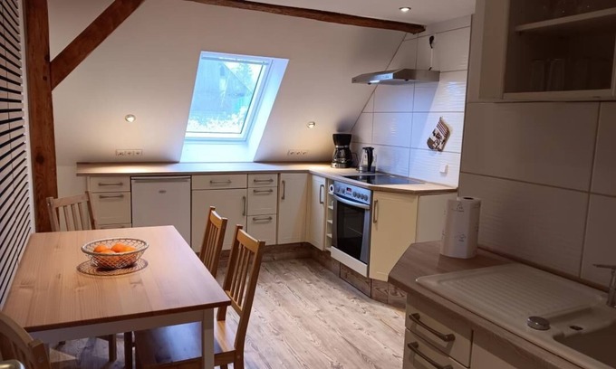 Rodlin Apartment | NEW! Swallow vacation apartment