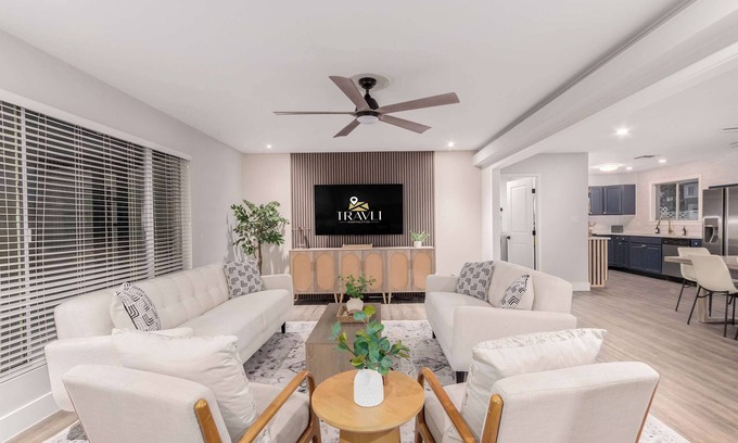 Cox Heights House | NEW|The Mesquite Retreat on Oak|Entertainers Oasis