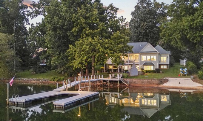 Mount Mourne House | New to Lake Norman! Private Beach and Sunset Views