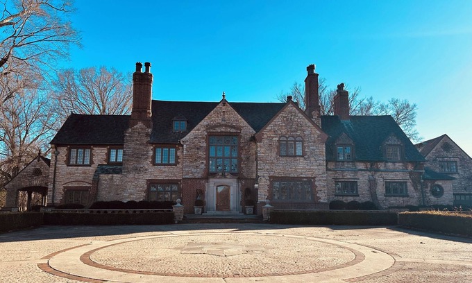Reed Creek House | New to VRBO - Stoneleigh - Luxurious Historic Country Estate on over 50 acres