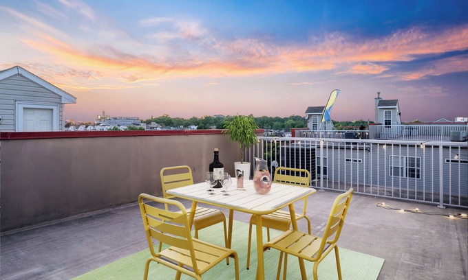 Canton House | New Tropical Oasis with Rooftop Views, Mins from the Inner Harbor