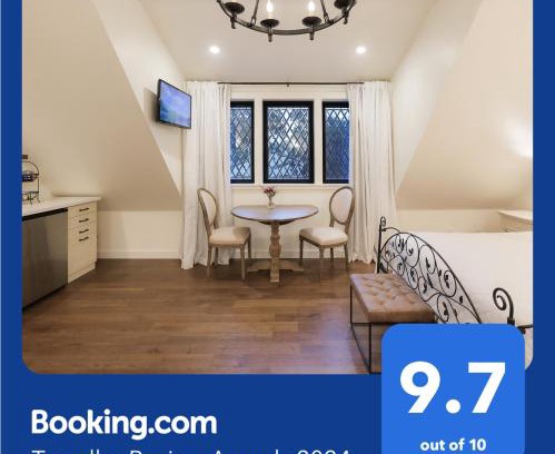 Chico Apartment | New Tudor Cottage one block from Chico State and downtown with private garage