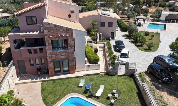 Metokhi Villa | New vacation villa, greek garden ,swimming pool, bbq, great view, 2 km from sea
