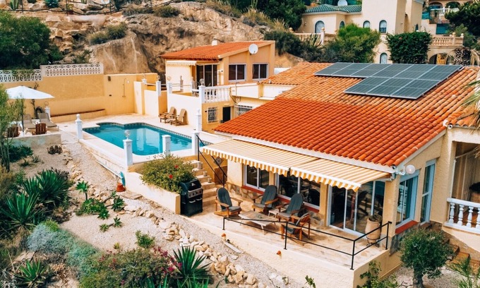 Coveta Fuma Villa | NEW: Villa Oliva with private pool and ocean view