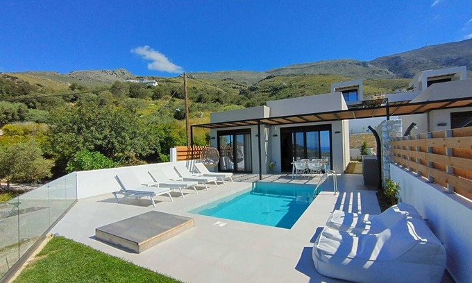 Mariou Villa | [NEW] Villa Oneiro,/w panoramic sea & countryside view