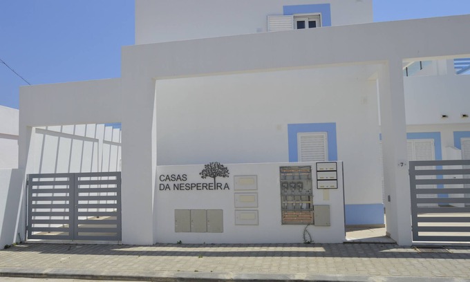 Manta Rota House | New villa very close to the beach, complete