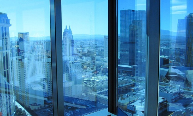Las Vegas Apartment | New Year's Eve at Elara/Planet Hollywood Casino Complex - sleeps 12