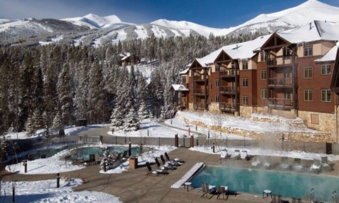 Four O'Clock Condo | ~NEW YEARS EVE on MTN!~Ski in/Out Luxury Resort/Spa - DEC 28, 2024 - JAN 4, 2025