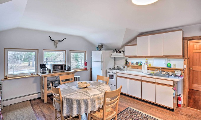Saugerties Apartment | New York Vacation Rental w/Smart TVs & Cable