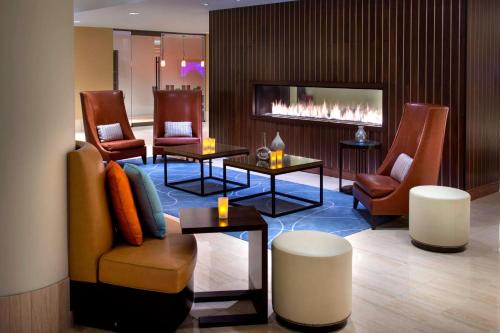 Newark Hotel | Newark Liberty International Airport Marriott