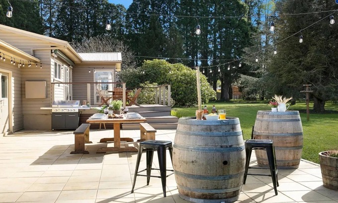 Penrose House | Newbury Haven – cosy and secluded country retreat