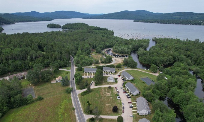 Bristol House | Newfound Lakeside Retreat. Newly remodeled with boat launch and parking