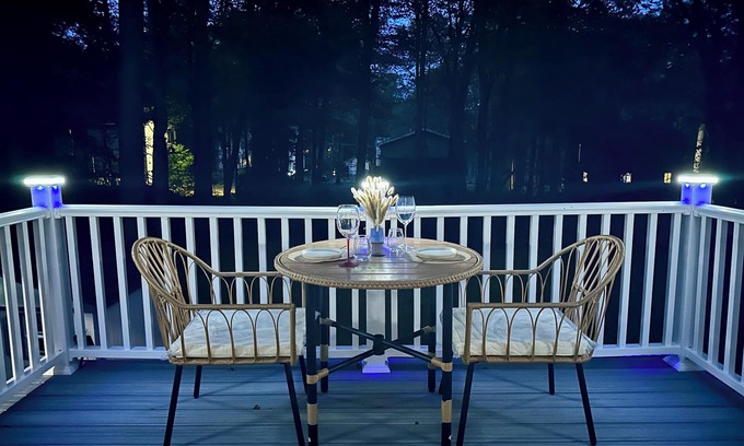 Tobyhanna House | NEW🤎La Cabana🤎 with Indoor HotTub, Dual Shower & GameRoom