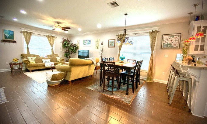 Lake Charles House | Newland Cottage - Stays for Days