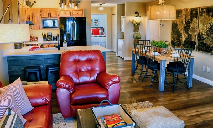 Lead Condo | Newly Remodeled Condo at Terry Peak Ski Area with Hot Tub & Pool/Sauna Access