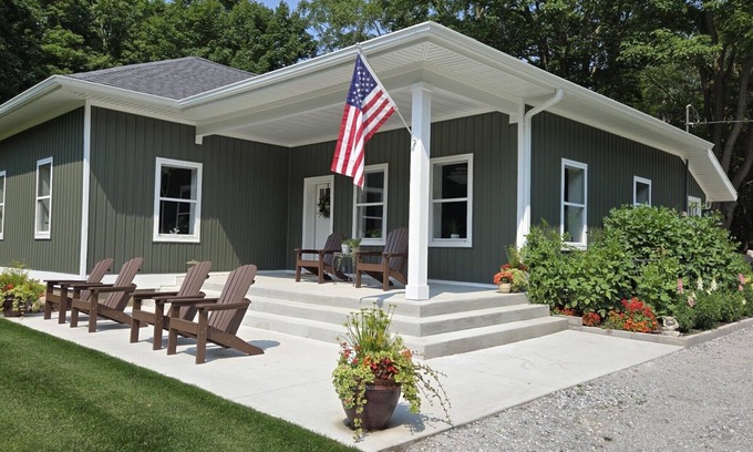 West Olive House | Newly Remodeled Cottage, 3 Bed, 2 Bath on 5 Acres-Walking distance to 2 Beaches