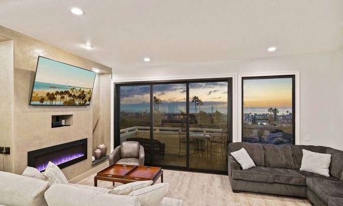 Santa Ana Heights House | Newly remodeled home with breathtaking ocean view.