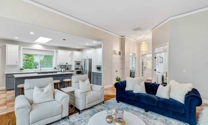 Happy Valley House | Newly Remodeled! Modern Luxe Home w. Hot Tub