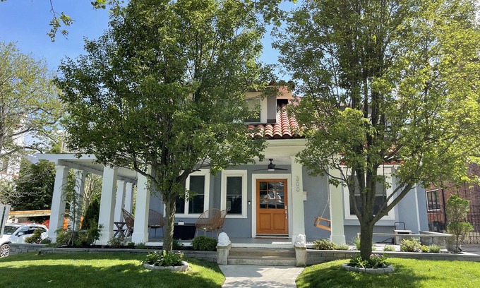 Asbury Park House | Newly Renovated Beach House! 2 Blocks To The Beach!