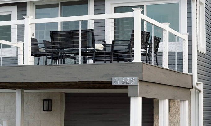 North East Cottage | Newly Renovated Lakefront Retreat w/Unbeatable Lake Erie Views & Private Beach.