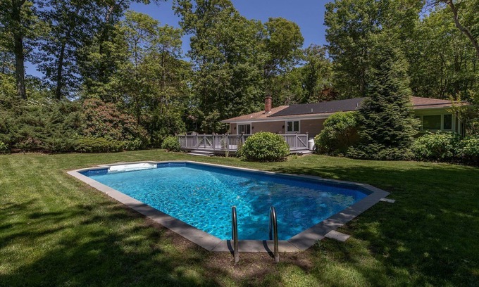 Clearwater Beach House | Newly Renovated. New Finishing, Solar Heated Pool on Half Acre, With.