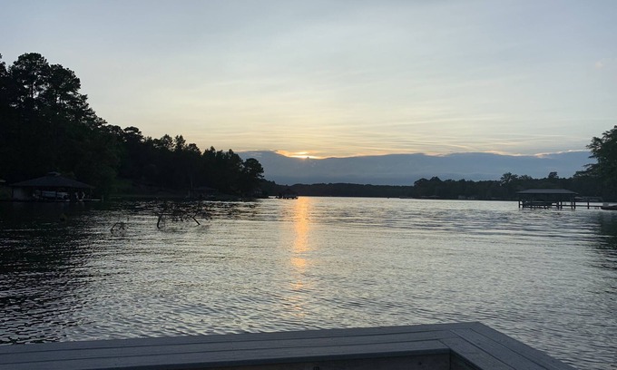 Eatonton House | Newly Updated Spacious Home on Quiet Deep Water Cove with Amazing Views!
