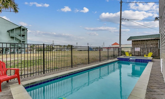 Cherry Grove Beach House | Newly Updated Large Home Media/Game Rooms/Dining/Pool/150ft to Chery Grove Beach