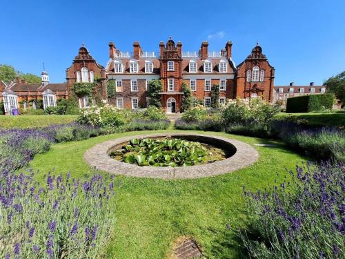 Cambridge Other | Newnham College - University of Cambridge
