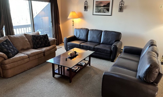 Village at Camelback House | Next door to Camelback Resort, close to Outlets, Casino, Restaurants