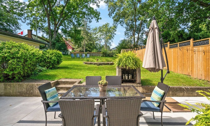 Niagara-on-the-Lake Cottage | Niagara Wine Country Cottage