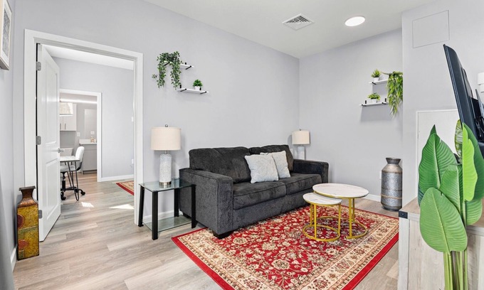 Everett Apartment | Nice 1BR Near Encore Boston 7025