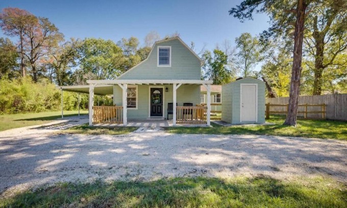 Kingwood Cottage | Nice 3-bedroom cottage with AC in Houston