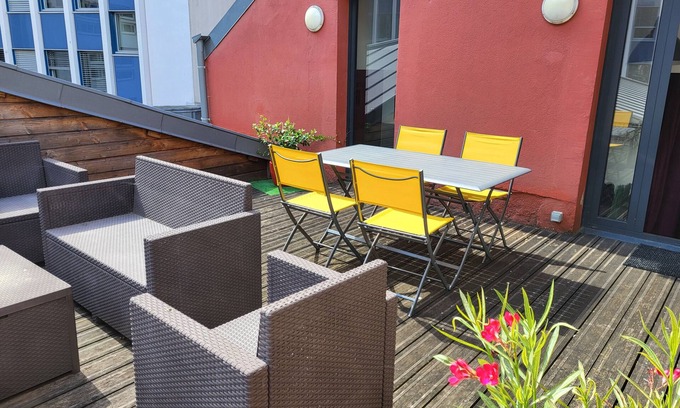 Quartier Bretagne Apartment | Nice 54m² With Terrace In The Heart Of Nantes