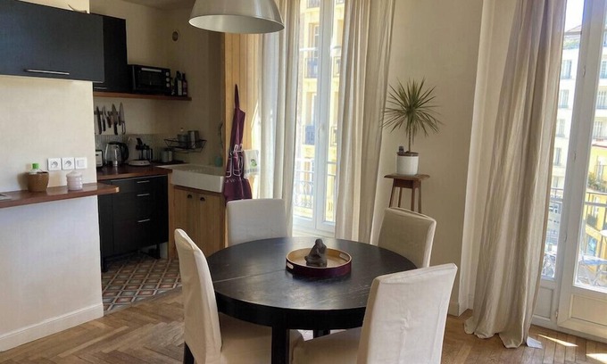 Thiers Apartment | Nice 56m² with balcony in rotunda near the sea