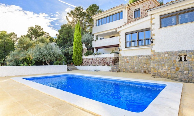 Oropesa del Mar Villa | Nice apartment in villa for 4 people with pool, A/C, WIFI, TV and terrace