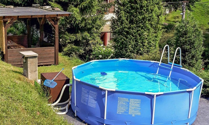 Starkov Villa | Nice apartment in villa for 4 guests with WIFI, pool, TV, patio and pets allowed