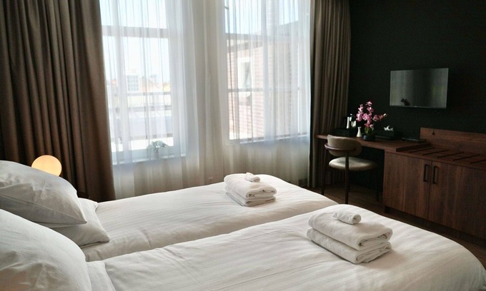 Brouwershaven Apartment | Nice apartment for 2 people with A/C, WIFI, TV and parking