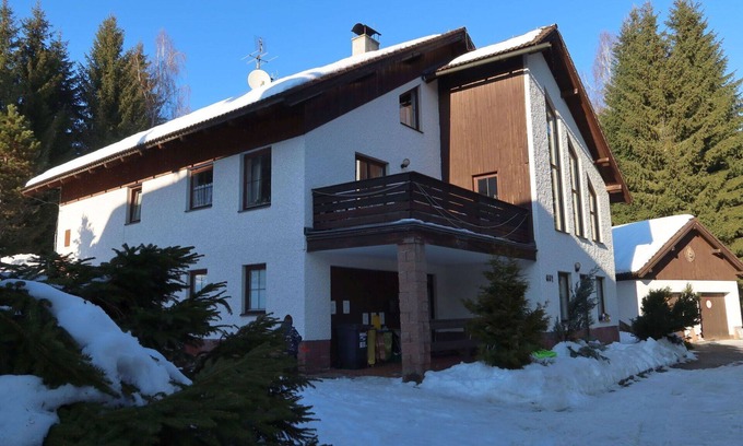 Harrachov Apartment | Nice apartment for 12 people with WIFI, TV, balcony, pets allowed and parking