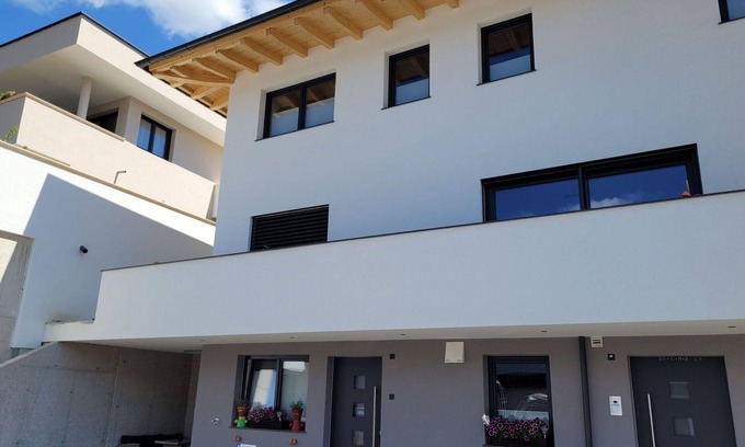 Fliess Apartment | Nice apartment for 2 people with WIFI, TV, patio and pets allowed
