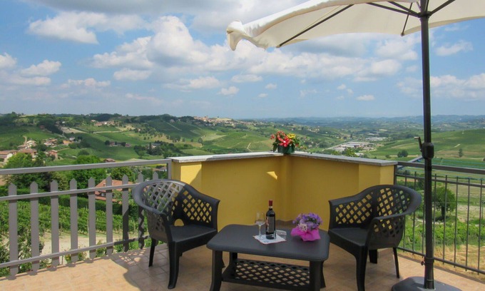 Agliano Terme Apartment | Nice apartment for 3 guests with WIFI, A/C, TV, patio, panoramic view and parking