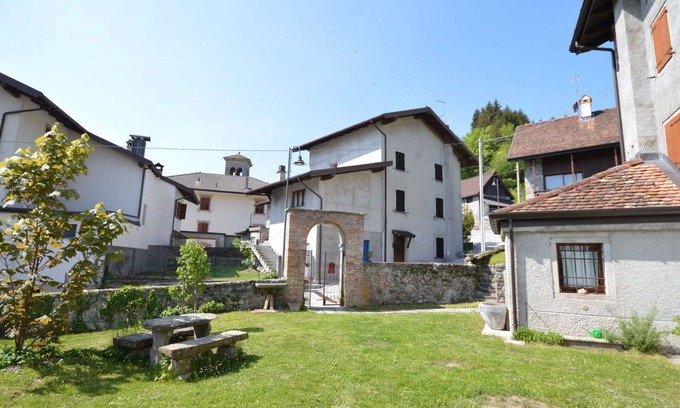 Raveo Apartment | Nice apartment for 3 people with WIFI, TV, patio and parking