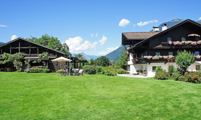 Distelberg Apartment | Nice apartment for 4 guests with WIFI, TV, patio and panoramic view