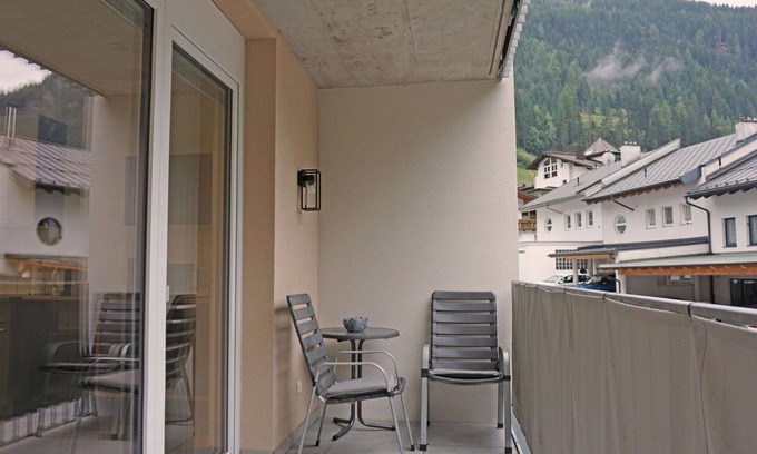 Kappl Apartment | Nice apartment for 4 guests with WIFI, TV and balcony