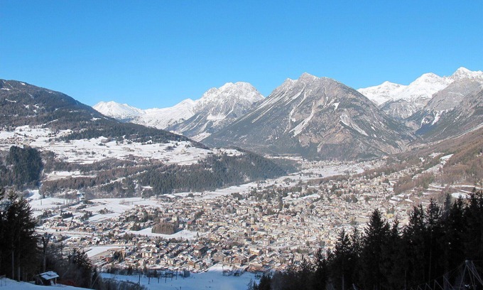 Bormio Apartment | Nice apartment for 4 people with WIFI, TV, balcony and pets allowed