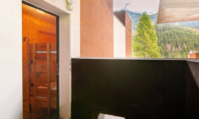 Mazzin Apartment | Nice apartment for 4 people with TV and balcony