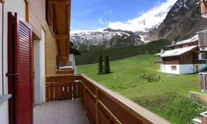 Saas-Fee Apartment | Nice apartment for 5 guests with TV
