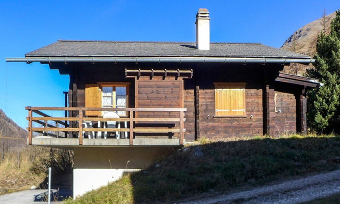Zinal Apartment | Nice apartment for 6 guests with WIFI, TV, balcony and panoramic view