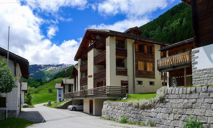 Tujetsch Apartment | Nice apartment for 6 people with WIFI, TV, patio and panoramic view